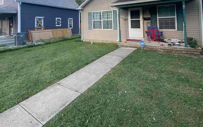 Photo of Mark Y.'s yard after getting lawn care in Elkins Park, PA