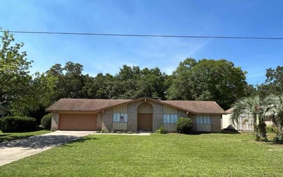 Photo of Giancarlo P.'s yard after getting lawn care in Crestview, FL