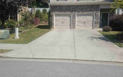 Photo of Oksana H.'s yard after getting lawn care in Lawrenceville, GA