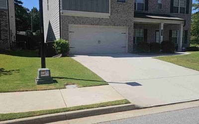 Photo of Kelly A.'s yard after getting lawn care in Duluth, MN