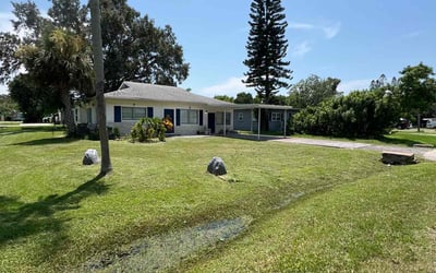 Photo of Brian B.'s yard after getting lawn care in Sarasota, FL