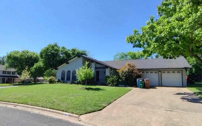 Photo of Danae J.'s yard after getting lawn care in Delmar, NY