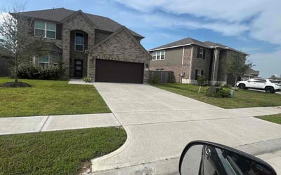 Photo of Kaitlen S.'s yard after getting lawn care in Texas City, TX