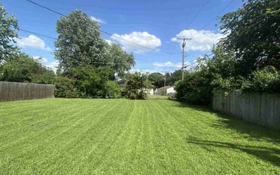 Photo of Hiroki I.'s yard after getting lawn care in San Antonio, TX