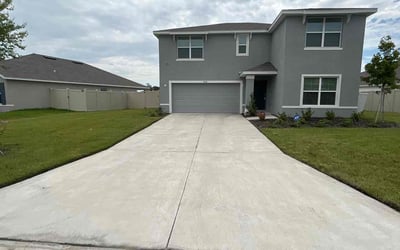 Photo of Tracie L.'s yard after getting lawn care in Plant City, FL