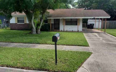 Photo of Amber F.'s yard after getting lawn care in Altamonte Springs, FL