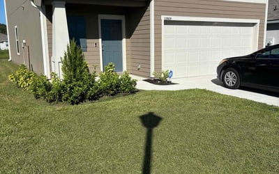 Photo of Lourdes C.'s yard after getting lawn care in Calexico, CA