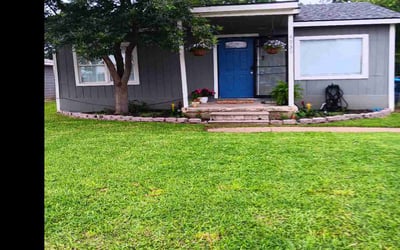 Photo of Shirley A.'s yard after getting lawn care in North Hollywood, CA