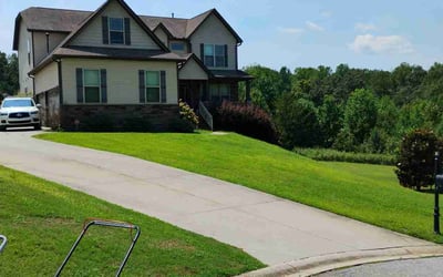 Photo of Janel L.'s yard after getting lawn care in Easley, SC