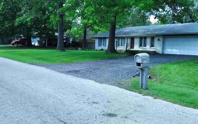 Photo of Dawn H.'s yard after getting lawn care in East Peoria, IL