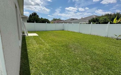 Photo of Angelita T.'s yard after getting lawn care in Albany, GA