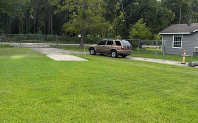 Photo of Michelle A.'s yard after getting lawn care in Shepherdsville, KY