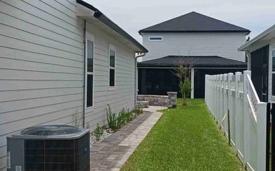 Photo of Damon R.'s yard after getting lawn care in Dallas, TX