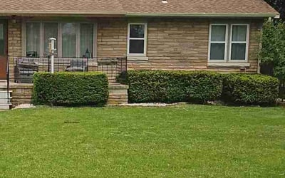 Photo of Stephanie F.'s yard after getting lawn care in Merrillville, IN