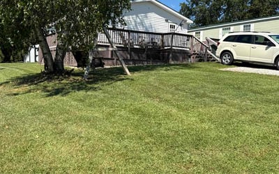 Photo of Helen M.'s yard after getting lawn care in Waynesboro, PA