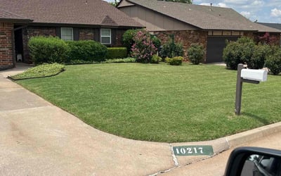Photo of Brandy M.'s yard after getting lawn care in Del City, OK
