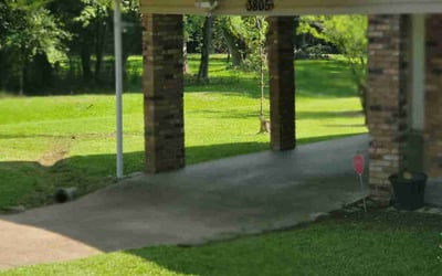 Photo of Jaime D.'s yard after getting lawn care in Brandon, MS