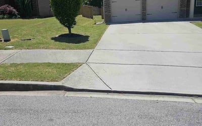 Photo of Deborah S.'s yard after getting lawn care in Mcdonough, GA