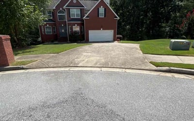 Photo of Patricia S.'s yard after getting lawn care in Ellenwood, GA