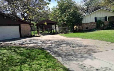 Photo of Catherine S.'s yard after getting lawn care in Bedford, TX