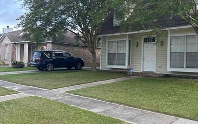 Photo of ARNETTA J.'s yard after getting lawn care in Baton Rouge, LA