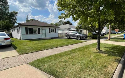Photo of Jon W.'s yard after getting lawn care in Dearborn Heights, MI