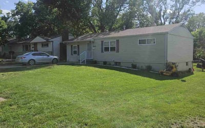 Photo of Kathryn M.'s yard after getting lawn care in Englewood, CO