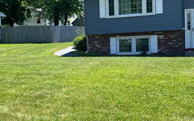 Photo of Melissa V.'s yard after getting lawn care in Nashua, NH
