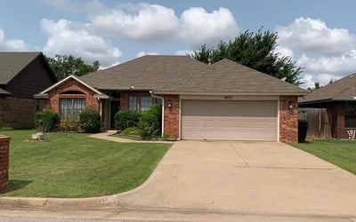 Photo of D'Angelo G.'s yard after getting lawn care in Chickasha, OK