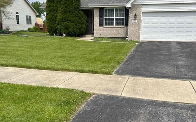 Photo of Jerry J.'s yard after getting lawn care in Winnetka, IL