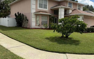 Photo of Steve T.'s yard after getting lawn care in Holliston, MA