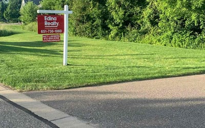 Photo of Evelyn H.'s yard after getting lawn care in Andover, MN