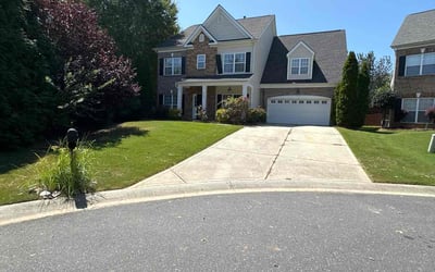 Photo of Keri H.'s yard after getting lawn care in Dallas, NC