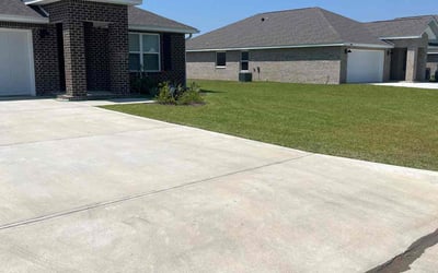 Photo of Jack E.'s yard after getting lawn care in Milton, FL