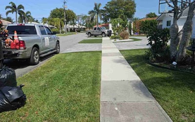 Photo of Kim F.'s yard after getting lawn care in Boca Raton, FL
