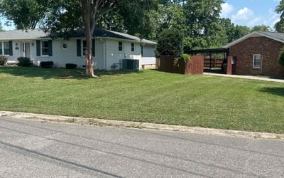 Photo of Evan N.'s yard after getting lawn care in Hendersonville, TN