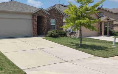 Photo of Bill A.'s yard after getting lawn care in Commack, NY