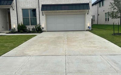 Photo of Jessyka Q.'s yard after getting lawn care in Kaufman, TX