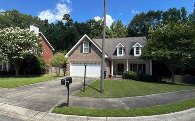 Photo of Kelly E.'s yard after getting lawn care in Athens, GA