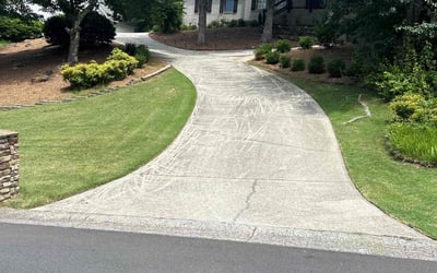 Photo of Myong K.'s yard after getting lawn care in Suwanee, GA