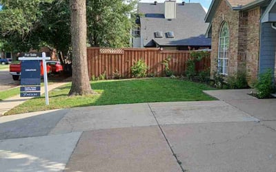 Photo of Caulan W.'s yard after getting lawn care in Angleton, TX