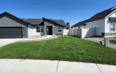 Photo of Bianca S.'s yard after getting lawn care in Nampa, ID