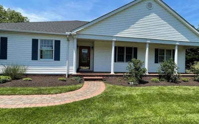 Photo of Trang L.'s yard after getting lawn care in Lorton, VA