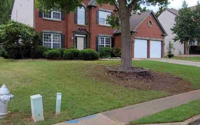 Photo of Jason O.'s yard after getting lawn care in Suwanee, GA