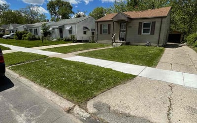 Photo of Heru B.'s yard after getting lawn care in Taylors, SC