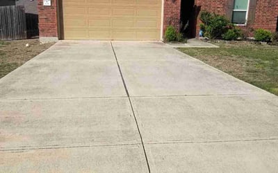 Photo of Clayton H.'s yard after getting lawn care in Austin, TX