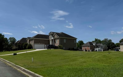 Photo of Eric F.'s yard after getting lawn care in Glen Allen, VA