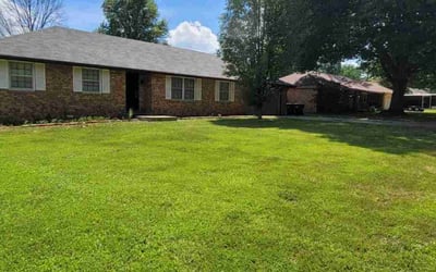 Photo of Joseph F.'s yard after getting lawn care in Springfield, MO