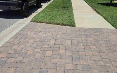 Photo of Ruben G.'s yard after getting lawn care in Oakley, CA