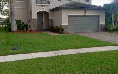 Photo of Nancy G.'s yard after getting lawn care in Hobe Sound, FL